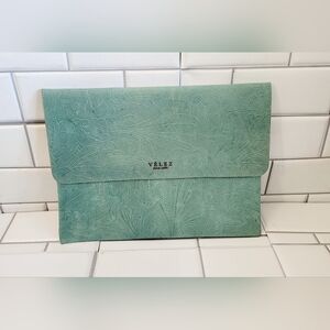 Velez Artisan Since 1986 Made In Colombia Embossed Tooled Leather Pouch Tablet S